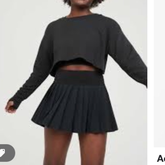 Forever 21 pleated skirt - Picture 3 of 4